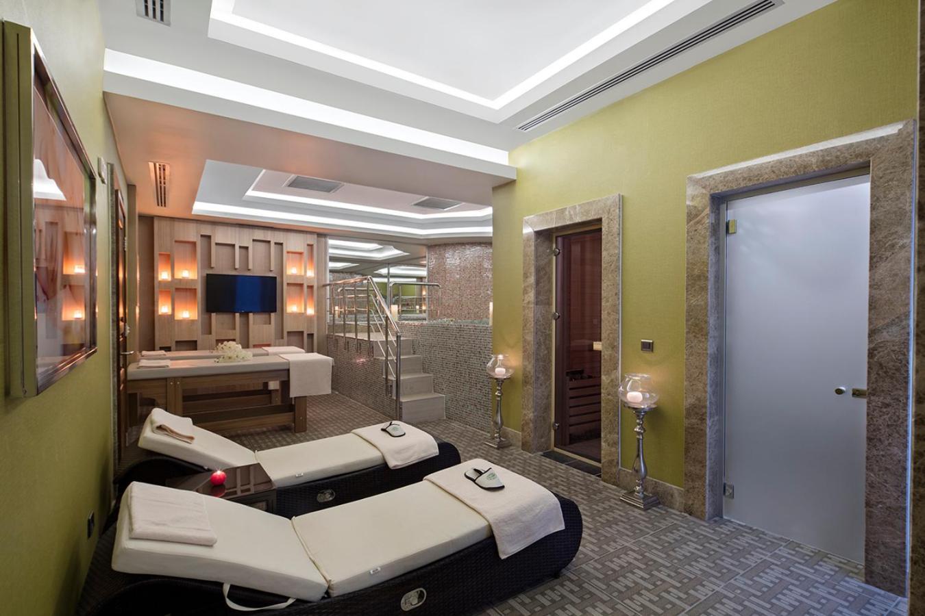 Hotel Grand Millennium Konya Esterno foto