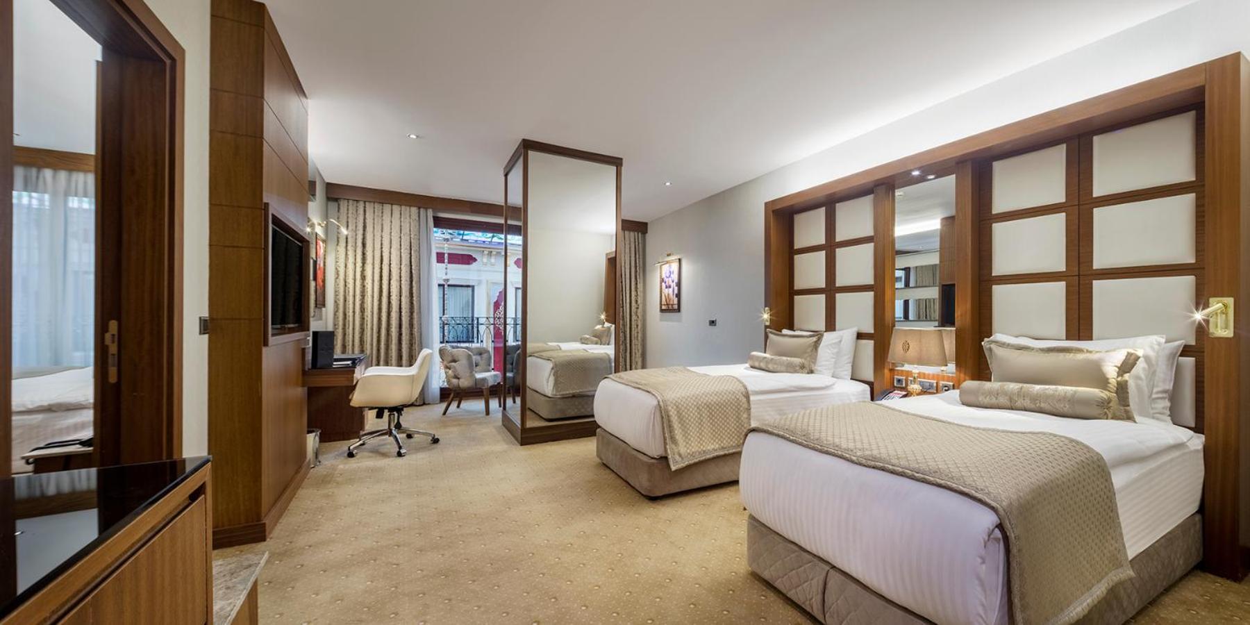 Hotel Grand Millennium Konya Esterno foto